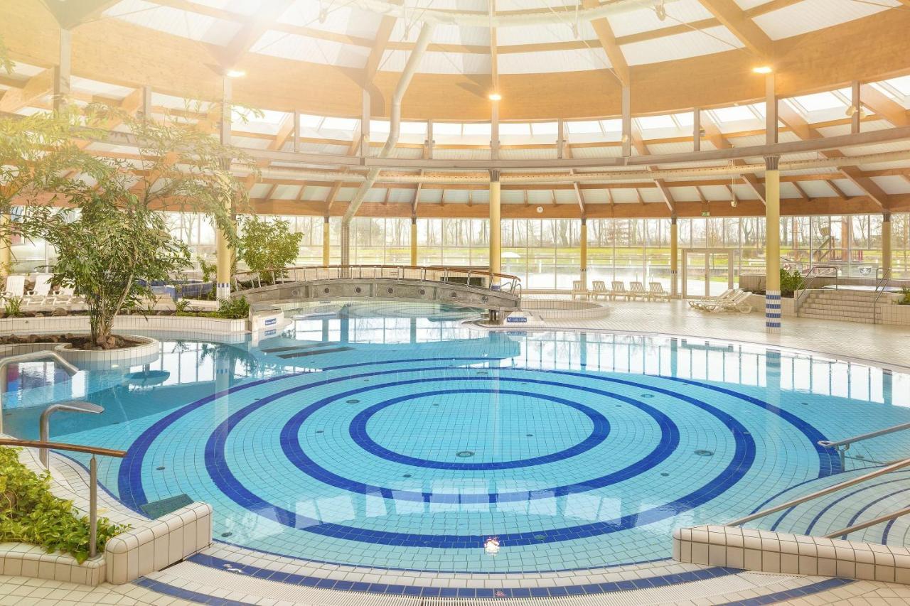 Terrasse, Gratis Nutzung Vom Ahoi Erlebnisbad Und Sauna In Sellin - Villa Antje Fewo 04 Goehren  Exterior foto